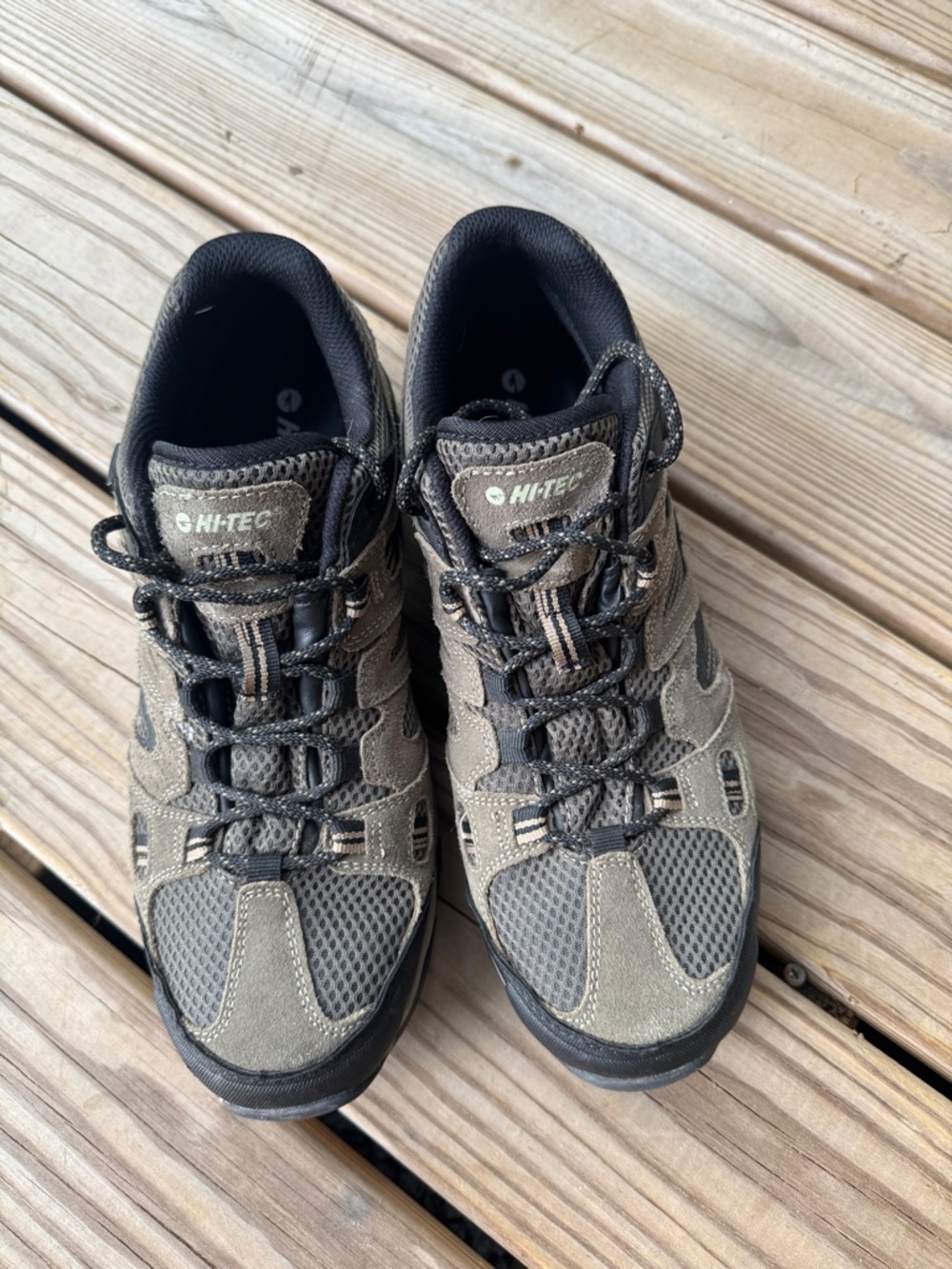 Hi-Tec Men’s Gray and Brown Trail Sneakers